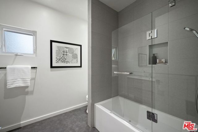 253 S St Andrews Place, Los Angeles, CA 90004