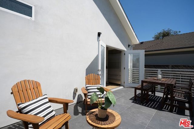 253 S St Andrews Place, Los Angeles, CA 90004