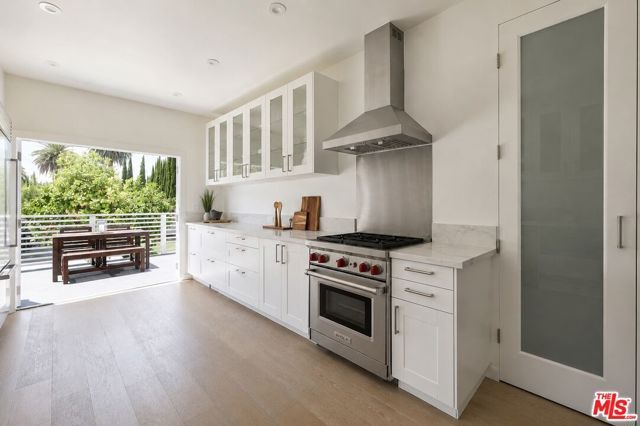 253 S St Andrews Place, Los Angeles, CA 90004