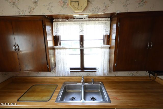1951 Mason Street, Toledo, OH 43605