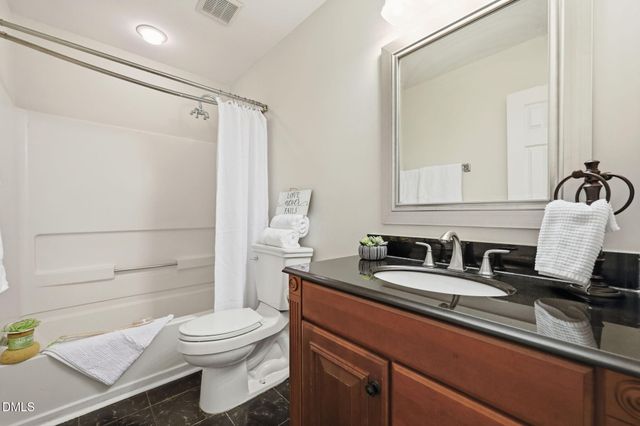 2912 Sedgefield Pines Lane, Raleigh, NC 27604