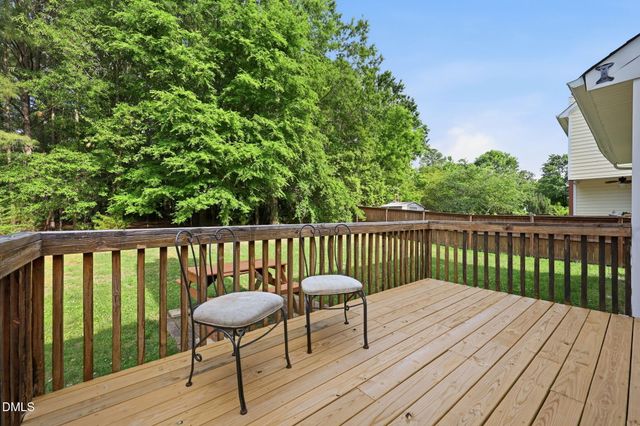 2912 Sedgefield Pines Lane, Raleigh, NC 27604