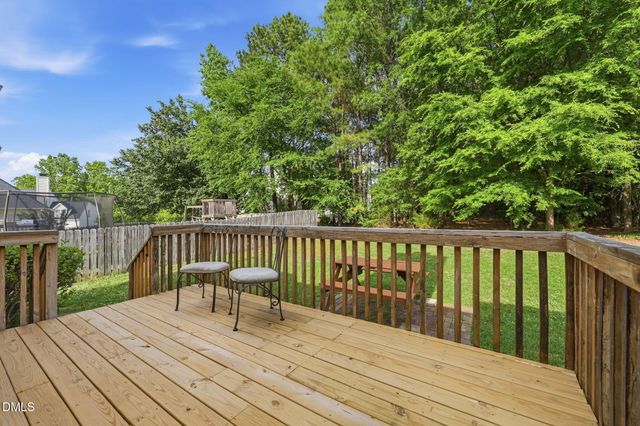 2912 Sedgefield Pines Lane, Raleigh, NC 27604