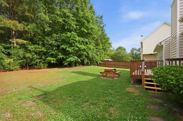 2912 Sedgefield Pines Lane, Raleigh, NC 27604