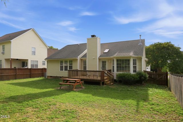 2912 Sedgefield Pines Lane, Raleigh, NC 27604