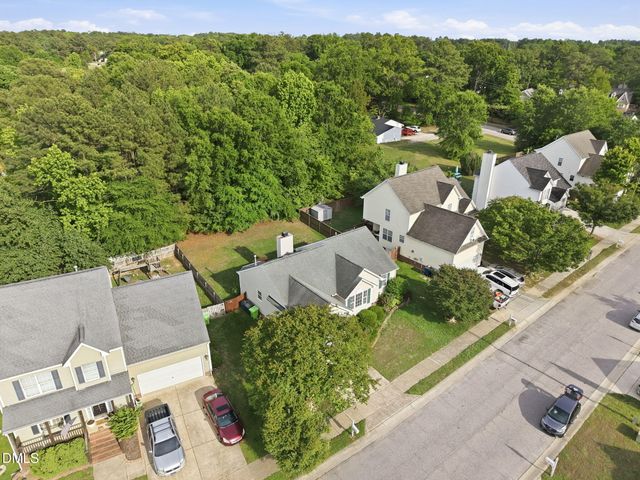 2912 Sedgefield Pines Lane, Raleigh, NC 27604