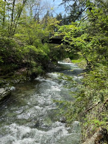 228 Button Falls Road, Pawlet, VT 05775