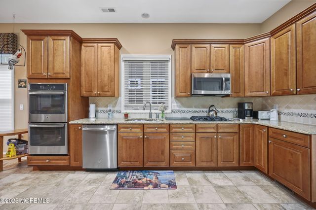 240 Diamond Spring Drive, Monroe, NJ 08831