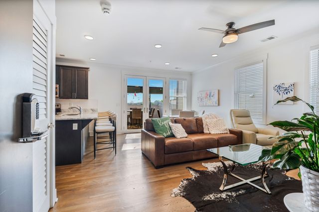 4405 Kentucky Ave Apt 401, Nashville, TN 37209