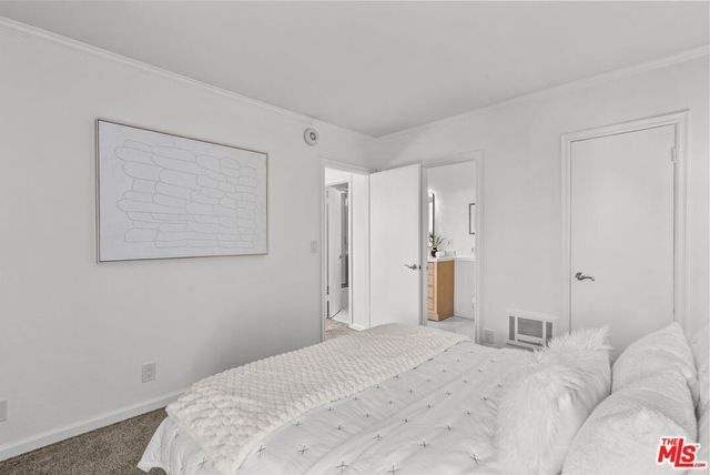 11645 Montana Avenue 335, Los Angeles, CA 90049