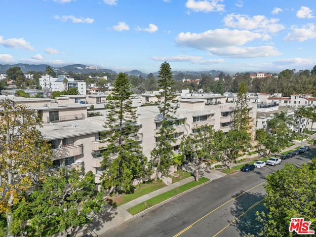 11645 Montana Avenue 335, Los Angeles, CA 90049