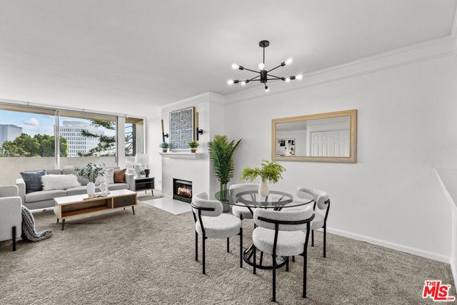 11645 Montana Avenue 335, Los Angeles, CA 90049