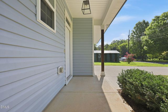 702 Vance Street, Mebane, NC 27302