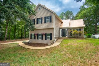 103 Hawthorne Circle, Lagrange, GA 30240