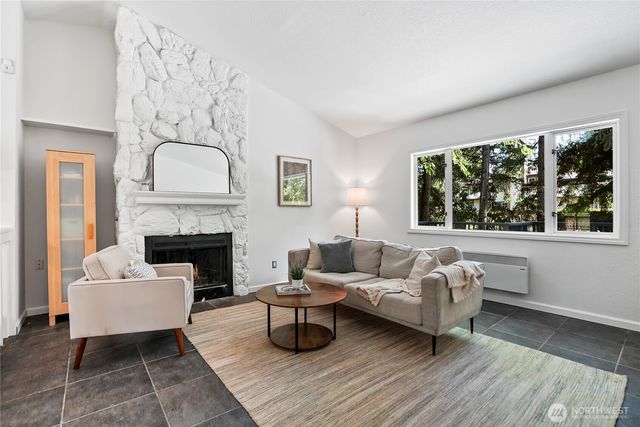12122 NE 108th, Kirkland, WA 98033