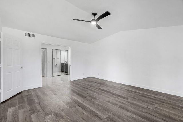 11177 Aspen Glen Drive 206, Boynton Beach, FL 33437