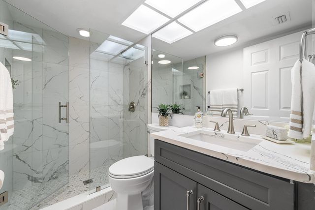 11177 Aspen Glen Drive 206, Boynton Beach, FL 33437