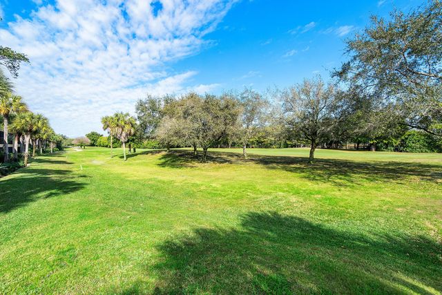 11177 Aspen Glen Drive 206, Boynton Beach, FL 33437