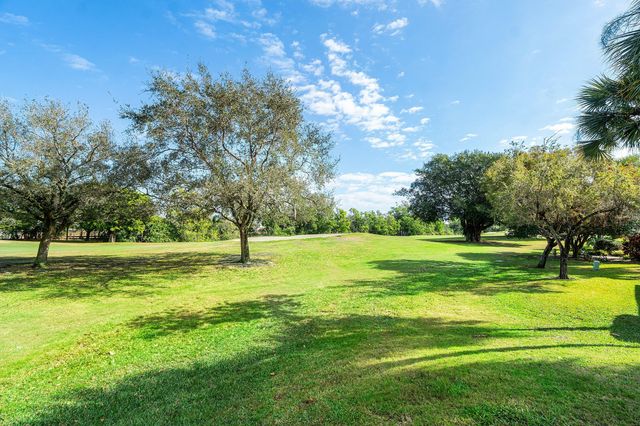 11177 Aspen Glen Drive 206, Boynton Beach, FL 33437