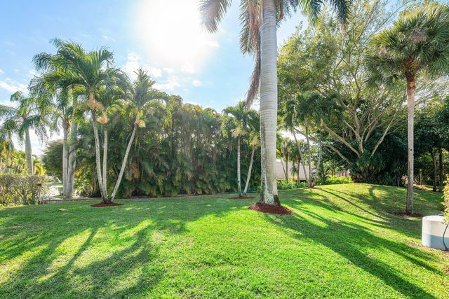 11177 Aspen Glen Drive 206, Boynton Beach, FL 33437