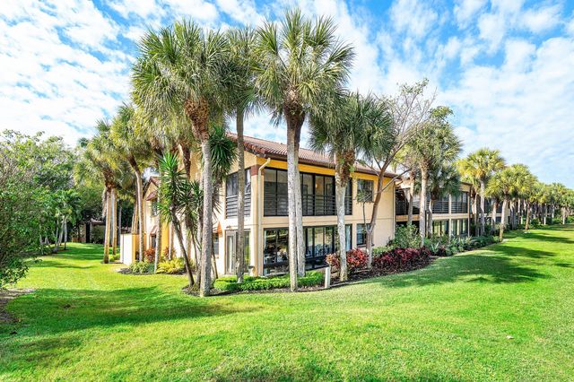 11177 Aspen Glen Drive 206, Boynton Beach, FL 33437