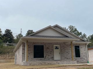 1803 H.F. Henson, Wynne, AR 72396