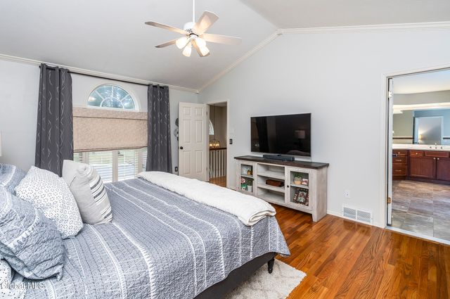 1014 Dibella Drive, Guilderland, NY 12303