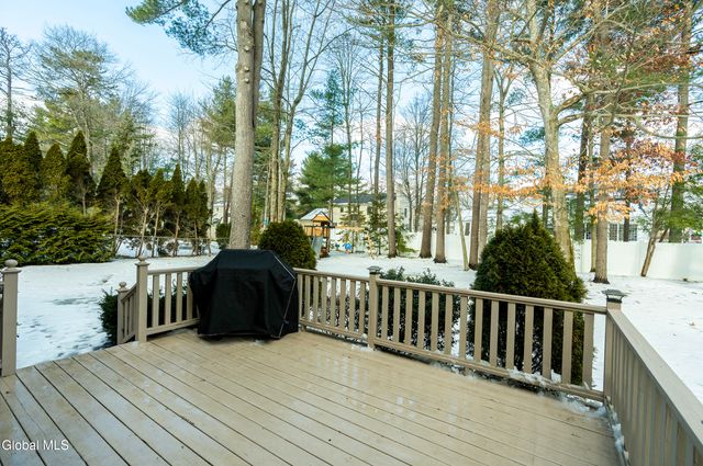 1014 Dibella Drive, Guilderland, NY 12303