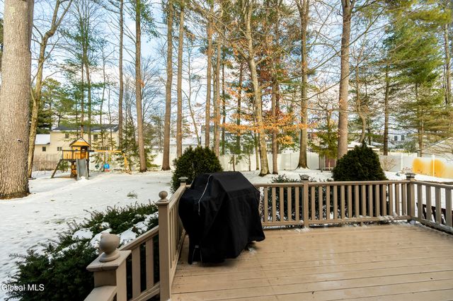 1014 Dibella Drive, Guilderland, NY 12303