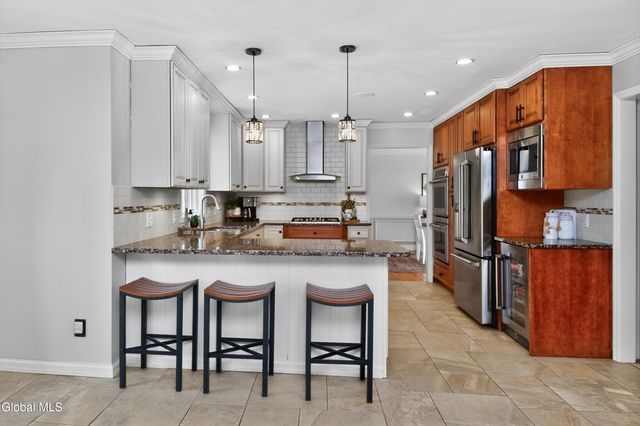 1014 Dibella Drive, Guilderland, NY 12303