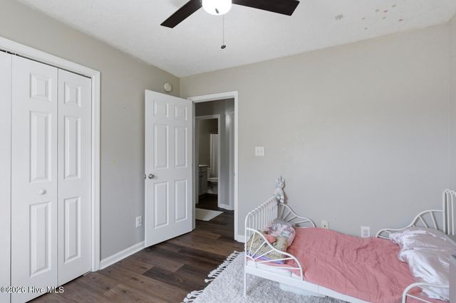 110 Tanbark Drive, Jacksonville, NC 28546