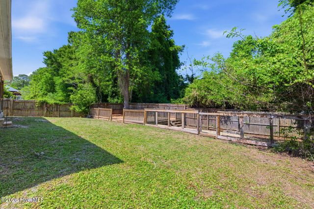 110 Tanbark Drive, Jacksonville, NC 28546