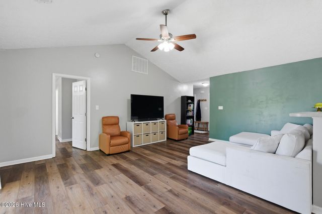 110 Tanbark Drive, Jacksonville, NC 28546