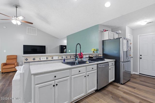 110 Tanbark Drive, Jacksonville, NC 28546