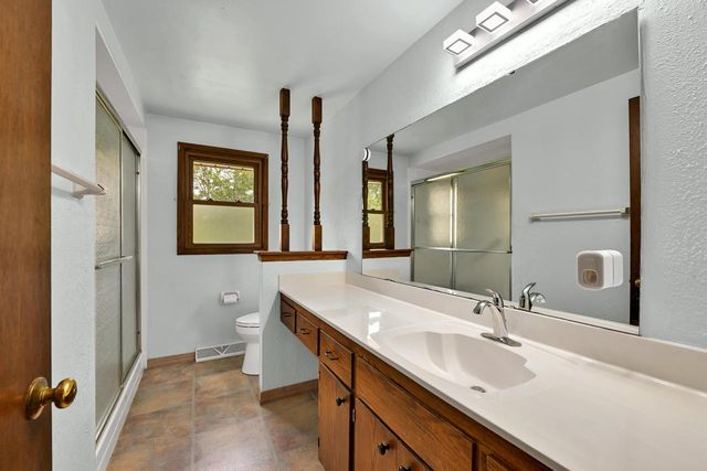 15100 W Glendale DRIVE, New Berlin, WI 53151