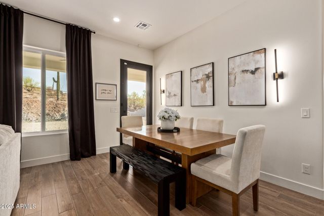 3555 W HUMMINGBIRD Lane, San Tan Valley, AZ 85144