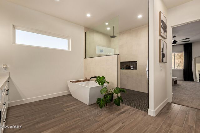 3555 W HUMMINGBIRD Lane, San Tan Valley, AZ 85144