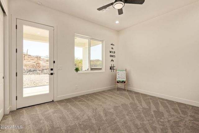 3555 W HUMMINGBIRD Lane, San Tan Valley, AZ 85144