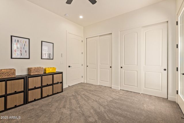 3555 W HUMMINGBIRD Lane, San Tan Valley, AZ 85144