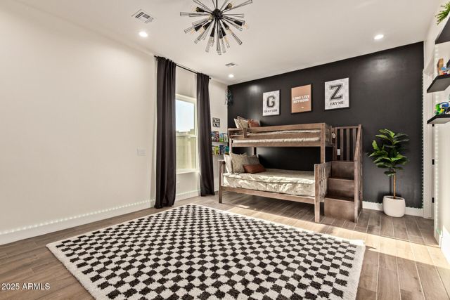 3555 W HUMMINGBIRD Lane, San Tan Valley, AZ 85144