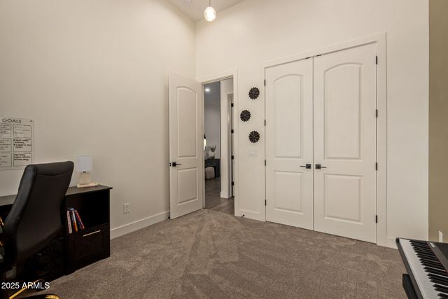 3555 W HUMMINGBIRD Lane, San Tan Valley, AZ 85144