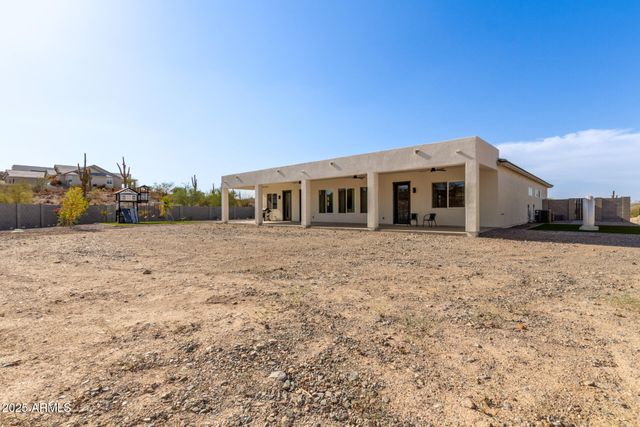 3555 W HUMMINGBIRD Lane, San Tan Valley, AZ 85144