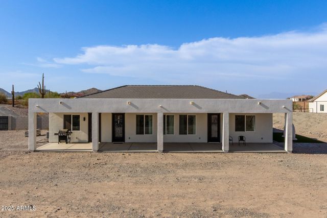 3555 W HUMMINGBIRD Lane, San Tan Valley, AZ 85144