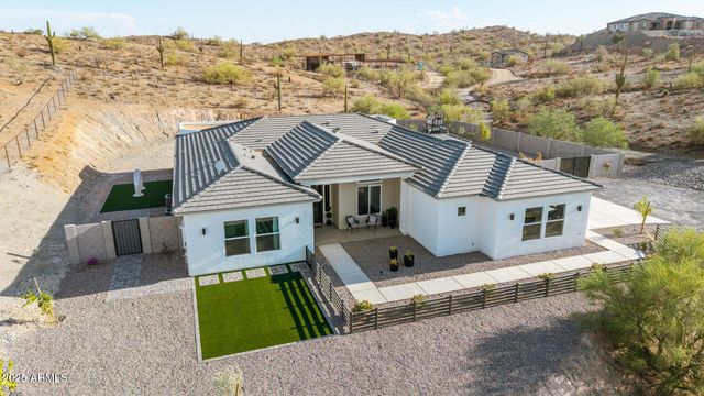 3555 W HUMMINGBIRD Lane, San Tan Valley, AZ 85144