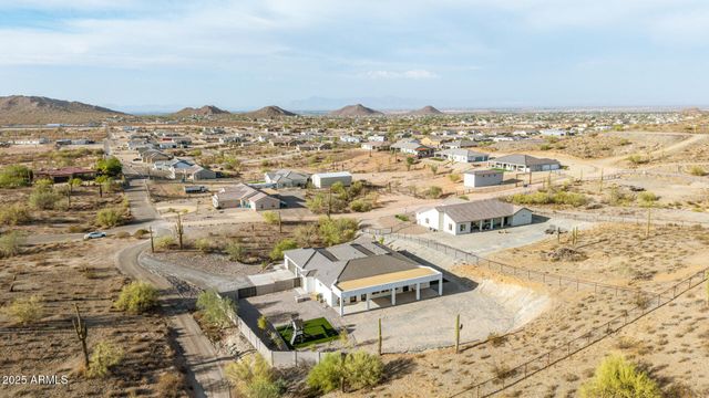 3555 W HUMMINGBIRD Lane, San Tan Valley, AZ 85144