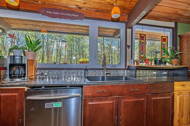 5 Quarry Road, Hampstead, NH 03841