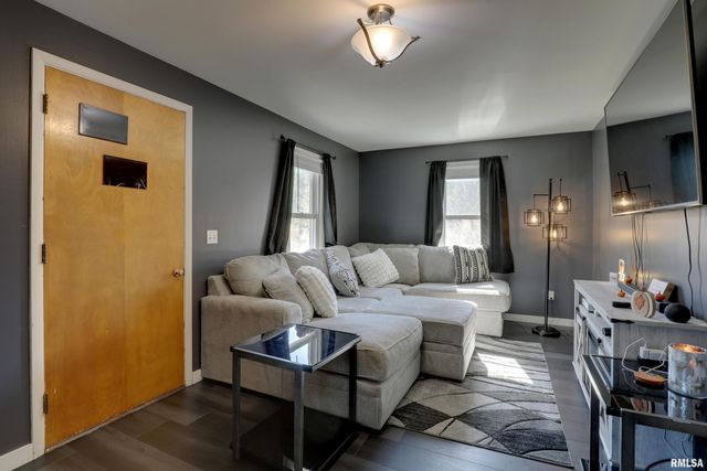 1715 N 24TH Street, Quincy, IL 62301