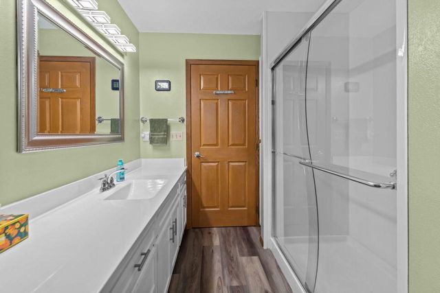 N1672 JULIUS DRIVE, Greenville, WI 54942