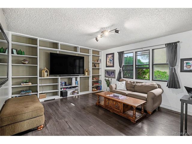 4656 Winewood Village Dr, Colorado Springs, CO 80917