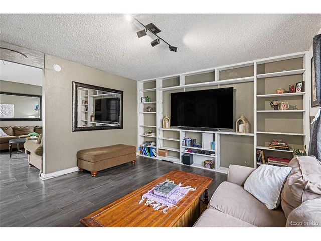 4656 Winewood Village Dr, Colorado Springs, CO 80917
